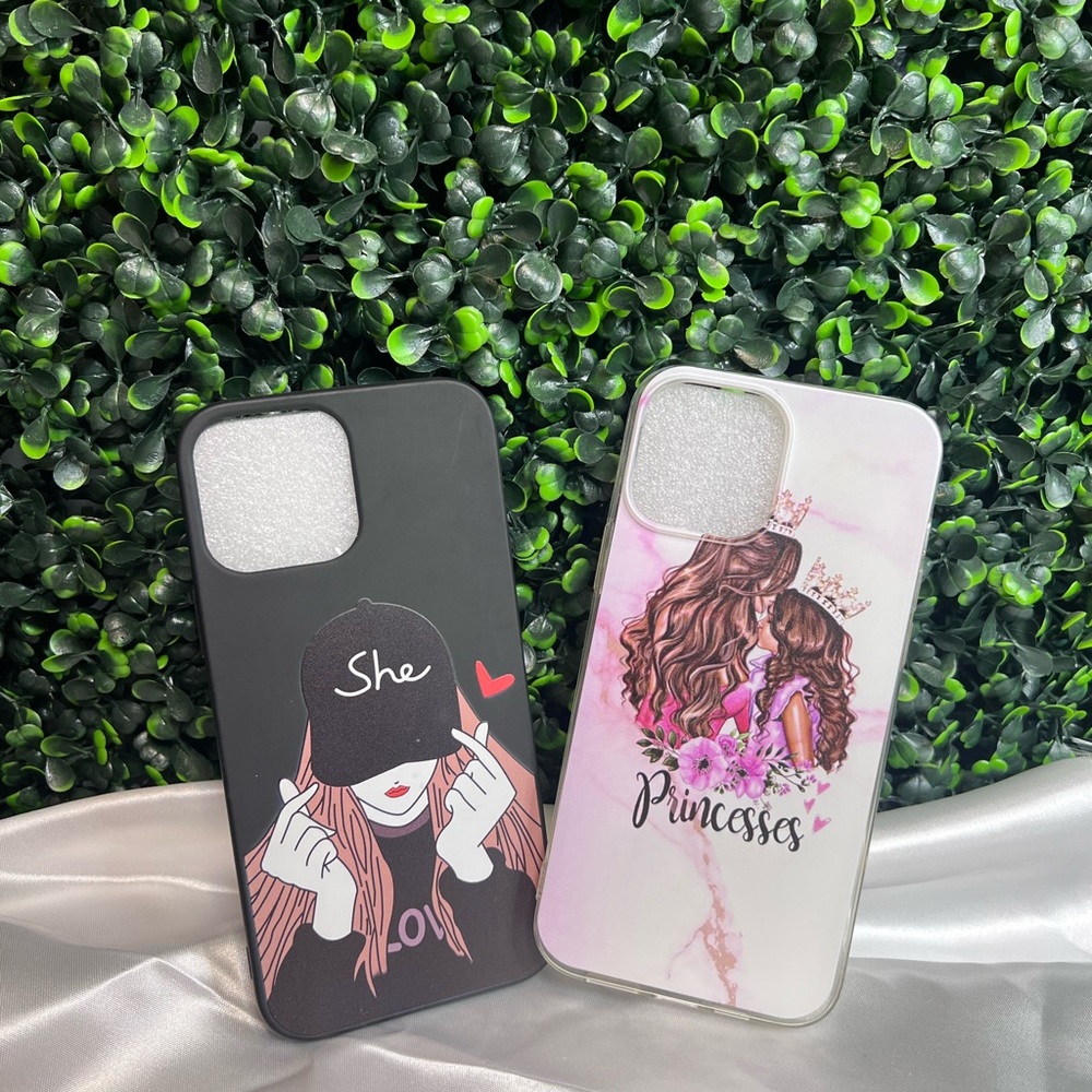Two new super cool iPhone 13 Pro Max cases